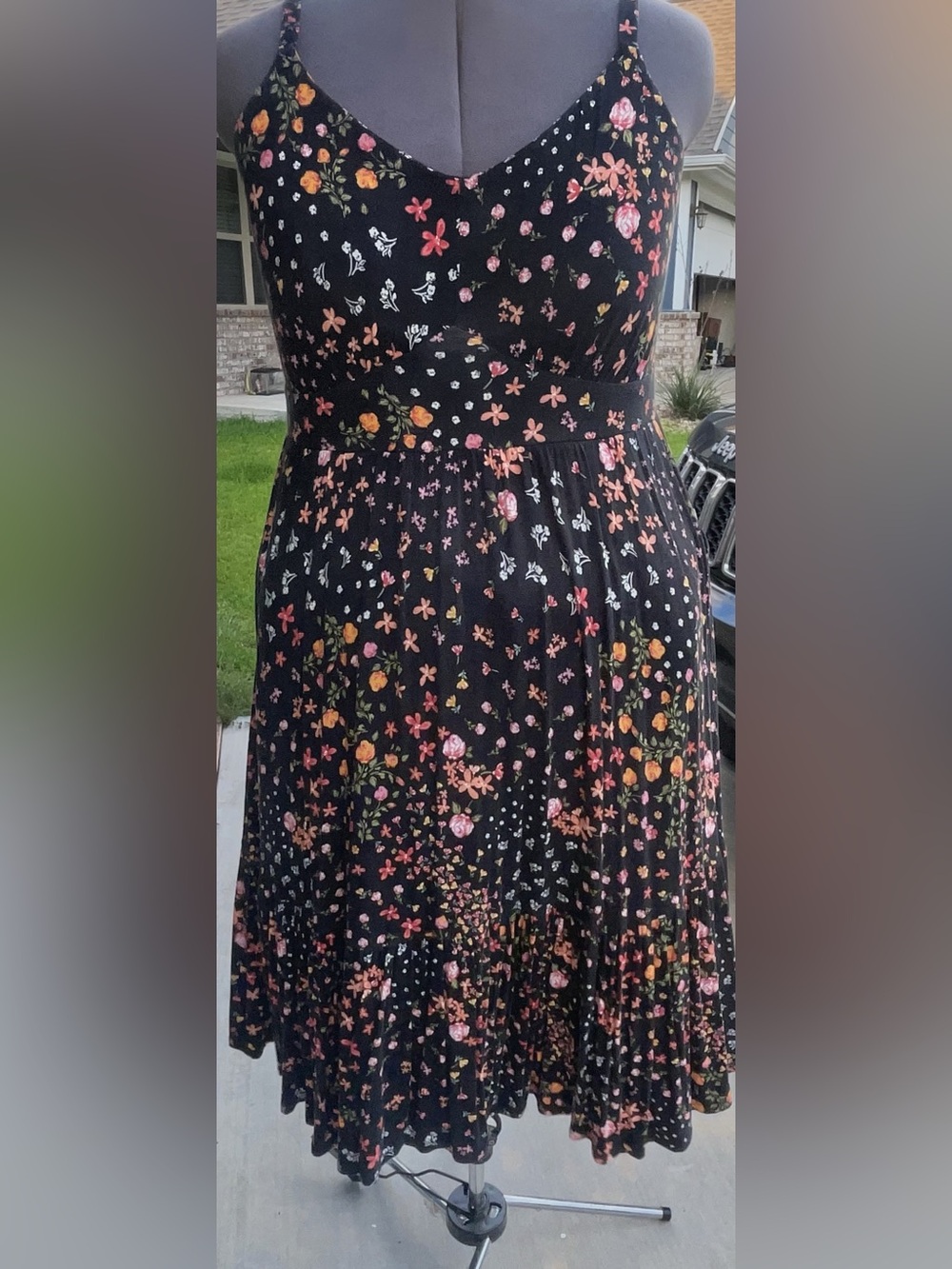 Torrid Plus Size Black Floral Midi Dress with Spaghetti Straps - Picture 8 of 9